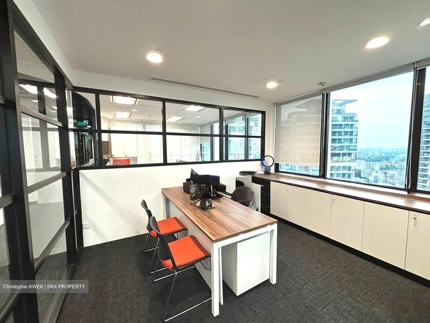 United Square (D11), Office #549026331